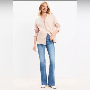 Loft Fresh Cut High Rise Slim Flare Jeans in Classic Wash Indigo size 24
